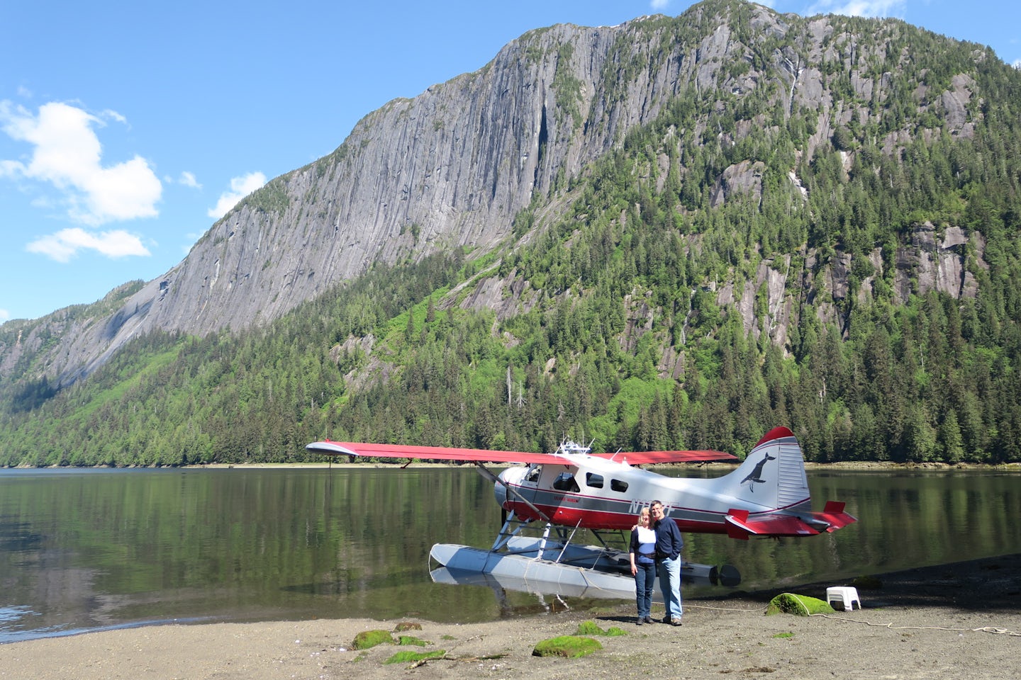 Island Wings floatplane in Punchbowl Cove, Misty Fjords, Ketchikan