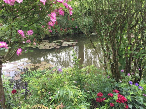 The gardens of Claude Monet at Giverny.  Exquisite!
