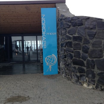 Nordkapp tourist centre entrance.