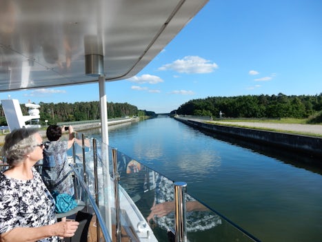 Cruising through the Main-Danube canal with friend Mary Ellen.