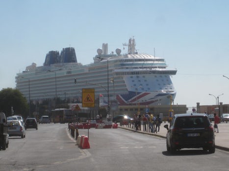 P&O's Britannia docked in Lisbon