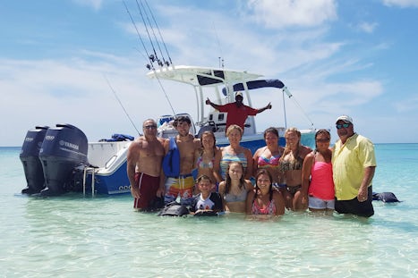 Nassau excursion with Capt Carl, Bahama boat tours.  Best day ever!  We did