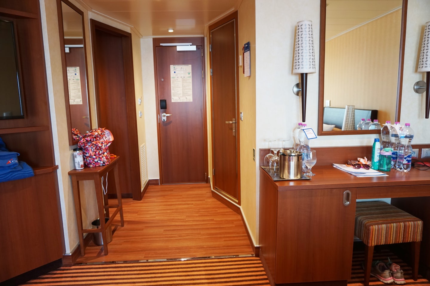 Stateroom 7254. Ocean Suite with Large Balcony (category OS).