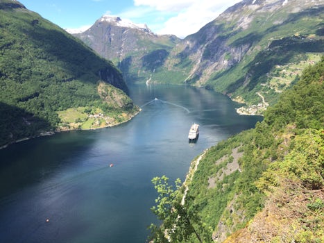 View of the Prinsendam and Geiranger Fjord from the View Point