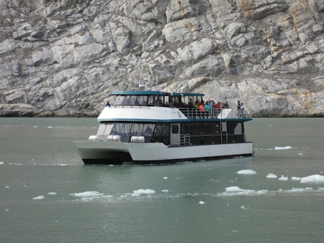 One of the two small boats used for the Tracy Arm (or in our case Endicott