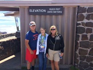 We made it to top of Haleakala! Now we are ready to bike down :)