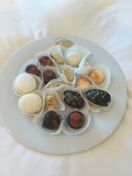 Petit fours....enjoyed so much they sent a plate to my room...that's se