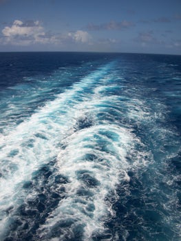 Caribbean Sea wake seen from Oasis' aft, up over the Aqua Theatre