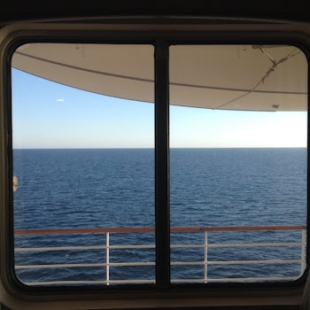 Limited View, Category E1, Cabin 7087, Crystal Symphony