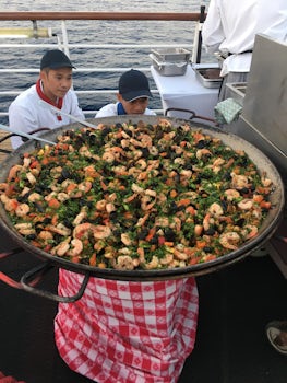 Largest pan of La Paella I've ever seen