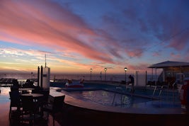 Predawn at the Seaview pool