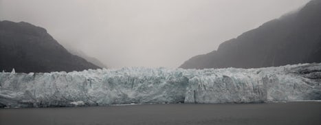 Glacier Bay! cold and wet day, but fabulous view!