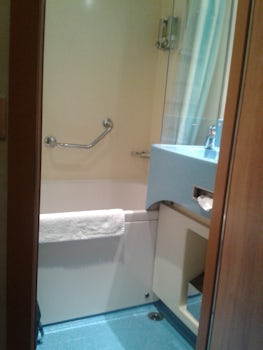 bath and shower room