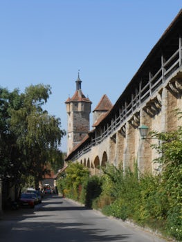 Covered walkway around the walls of Rothenburg