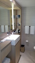 bathroom, 3rd floor room, excellently organized and decent size.