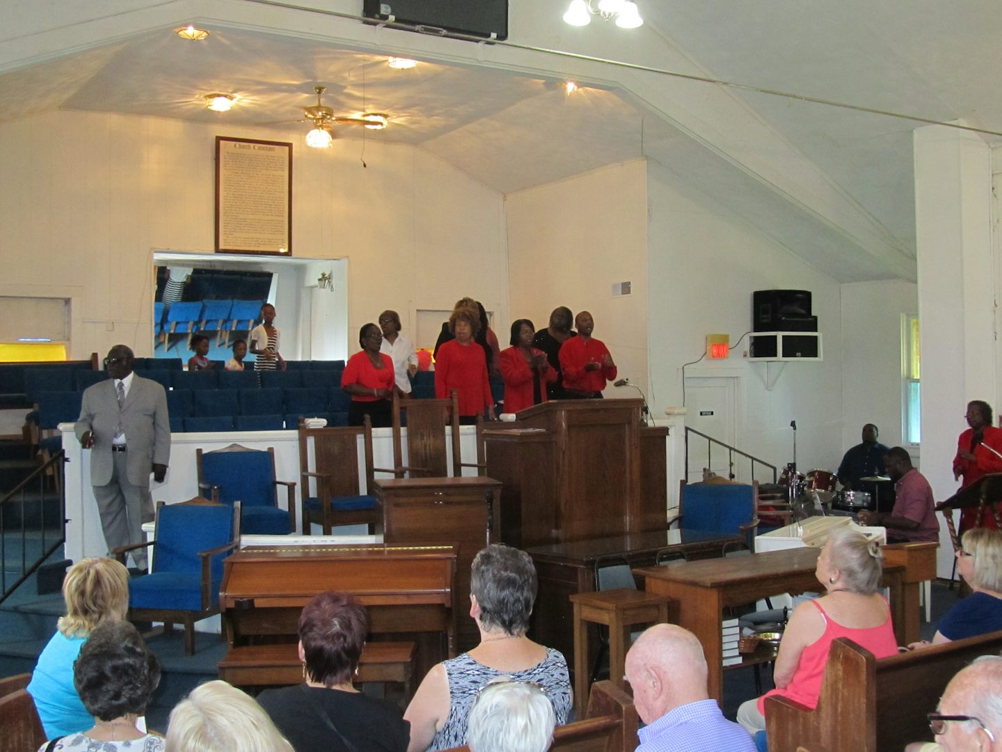 Church service at the greater First Baptist Church.
