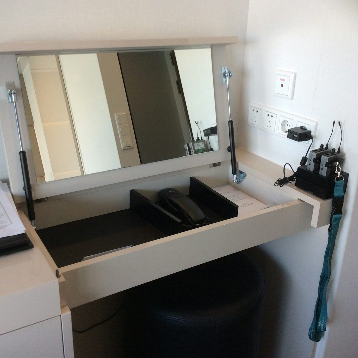 Dressing table. Receivers for use on guided tours.