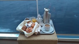 Continental breakfast taken on the balcony - this is free for Fantastica gu