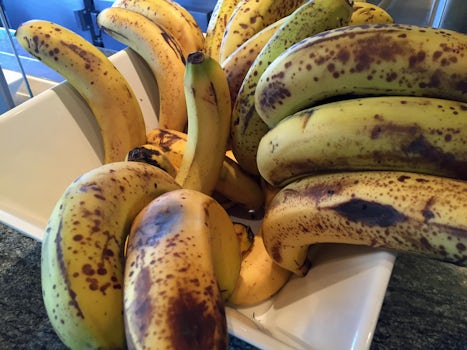 These were bananas served in the buffet on last morning of cruise.