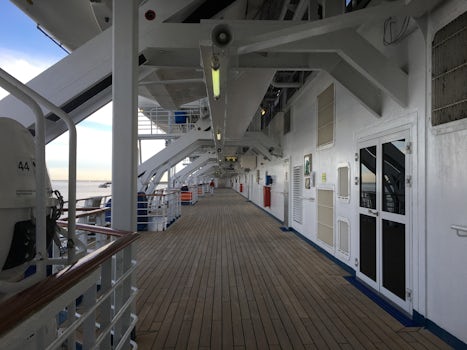 Muster station B, deck