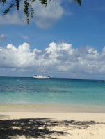 Diamant as seen from the shore on Tobago Cays.