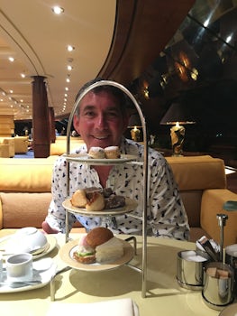 Afternoon tea, top Sail lounge