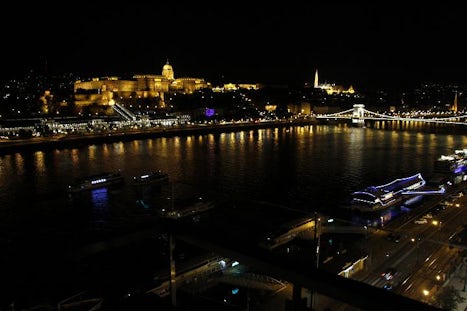 View Budapest/Danube at night