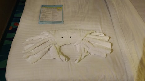 Crab towel animal