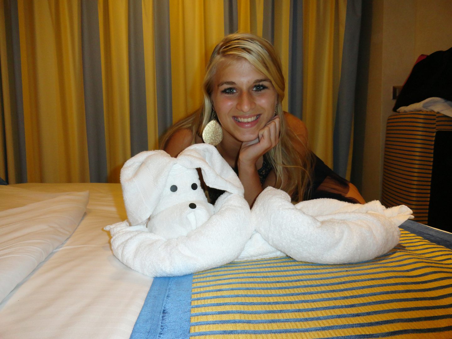 Every night we cant wait to see what the new towel animal will show up on the bed.  Simple FUN!