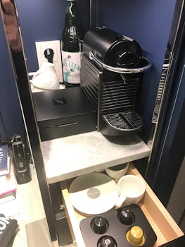 Penthouse Suite - Nespresso machine