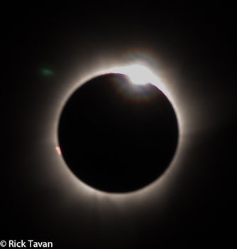 "Diamond Ring Effect" near totality
