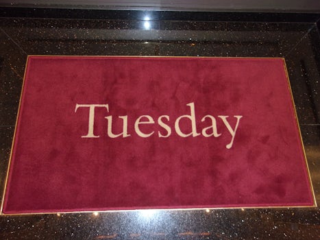 The "day-of-the-week" rugs in the elevators were a nice helpful tou