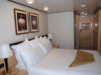 Stateroom 5062 (BB) just forward of midships. Minimal movement in choppy wa