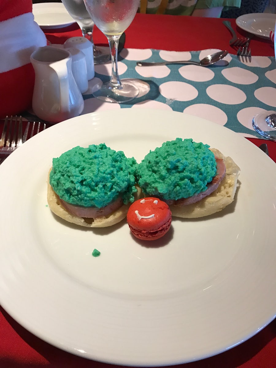 Green eggs and ham! The Seuss at Sea breakfast was well worth the $5 per pe