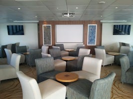 The Forward Lounge: room for presentation, reading, gossip or just reflecti