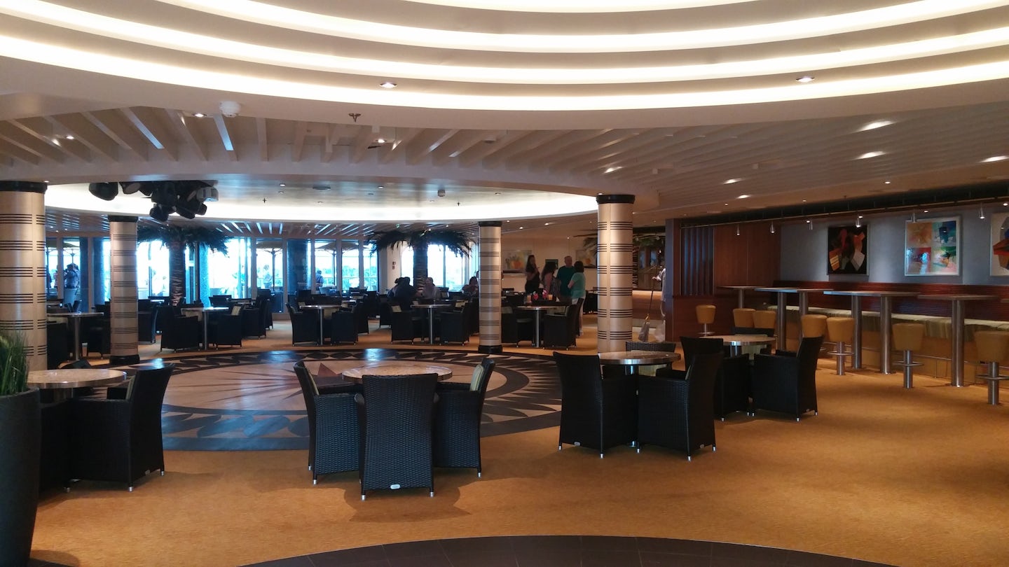 One of the lounges on deck 5
