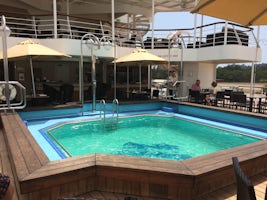 Pool on Silversea Discoverer