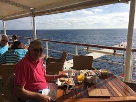 Breakfast on the deck while cruising