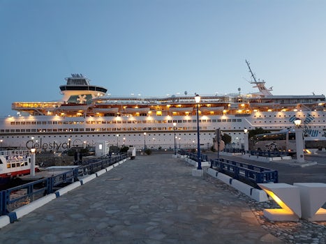 Cruise in the evening light at Mykonos port