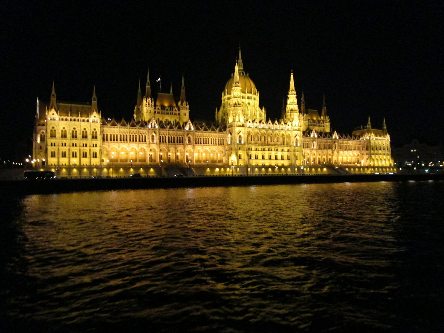 Budapest Parliament from the Vilhalm