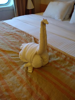 Is this a Giraffe or a Swan?  Loved it anyway.