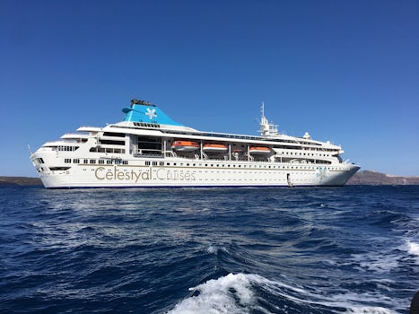 The ship at Santorini