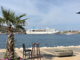 The ship in Cesme