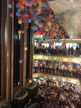 Balloon Drop with notes in balloons of how much you enjoyed the cruise.