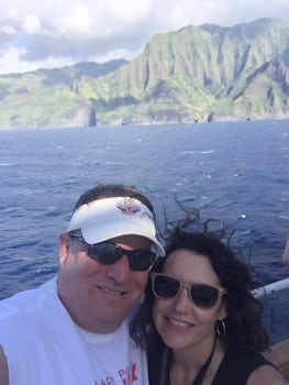 leaving kauai and sailing past the cliffs of NaPali