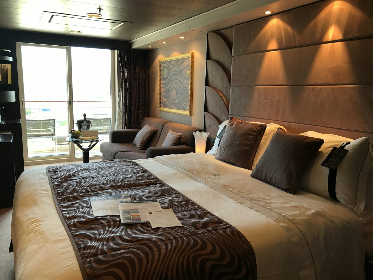 Yacht Club Deluxe Suite with Balcony