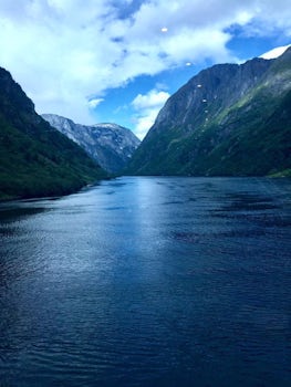 Scenic cruising, fjords