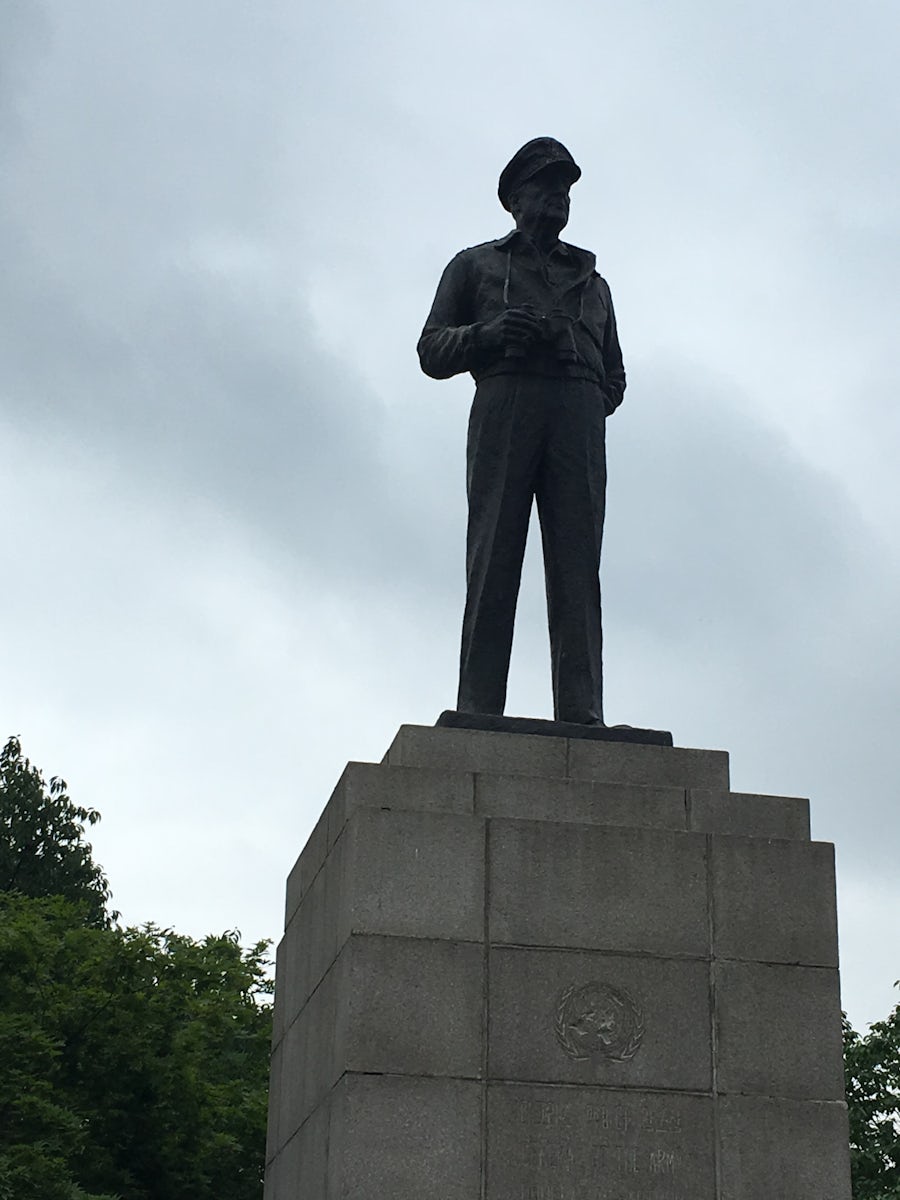 General Douglas MacArthur statue in Incheon