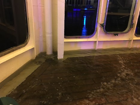 flooding on deck 10