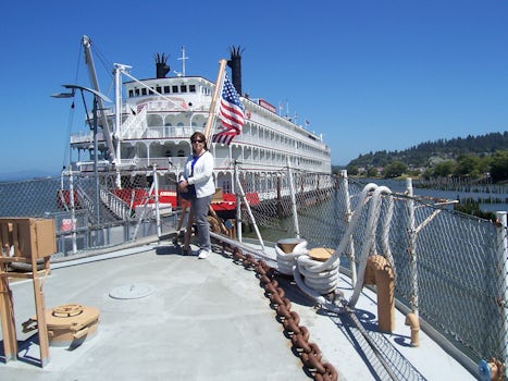 American Empress docking in Astoria, Oregon.